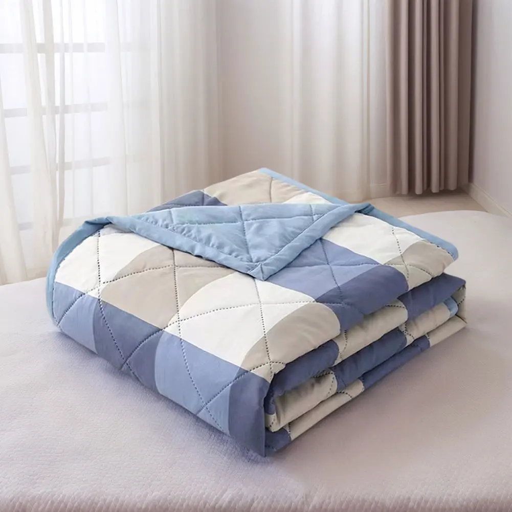 Summer Blanket Lightweight Air Condition Comforter Sofa Blanket for Hot Sleepers