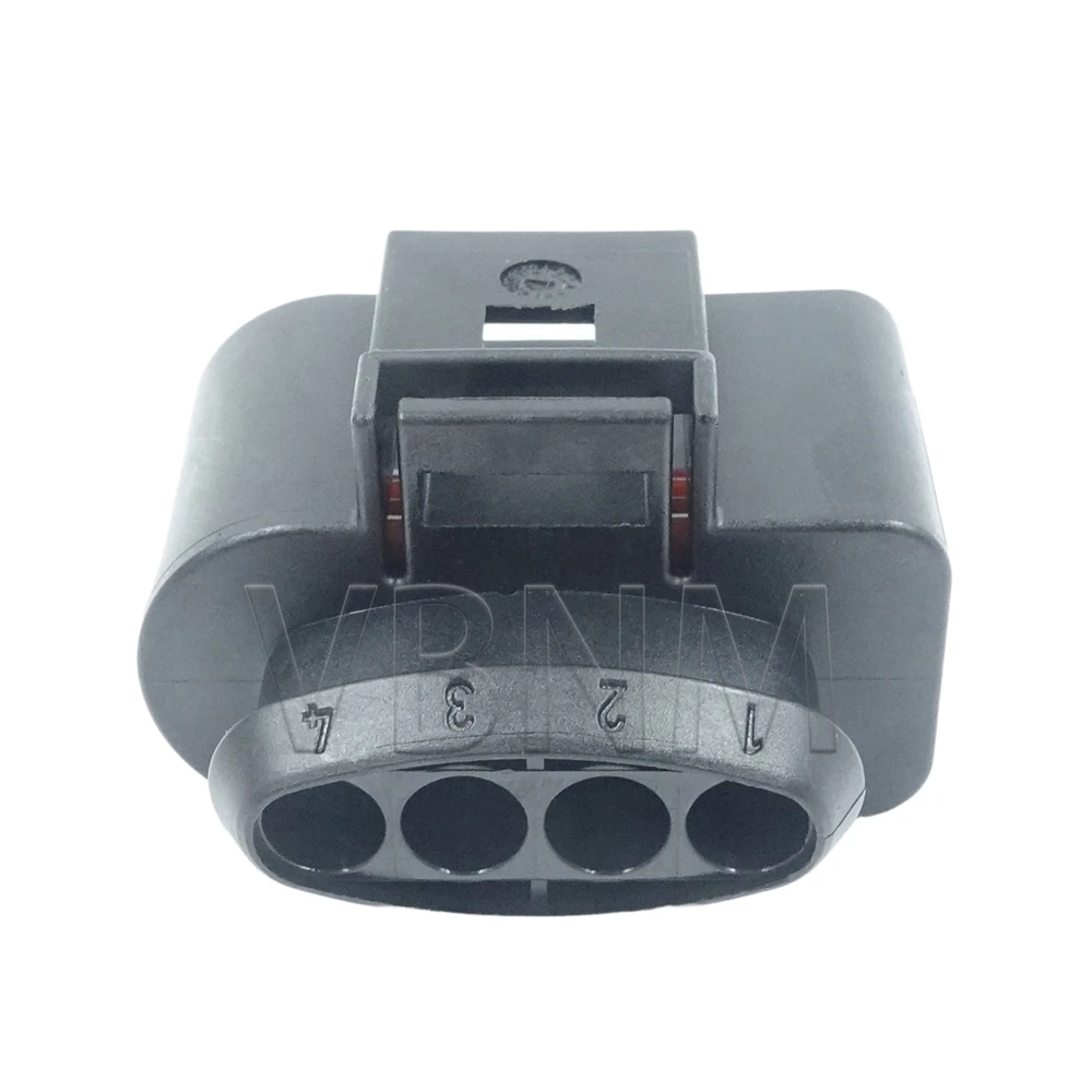 4 Pin 8K0973724 8K0 973 724 Automotive Waterproof Connector Ignition Coil Wire Harness Plug For Audi A4 A6 VW Golf Passat Skoda