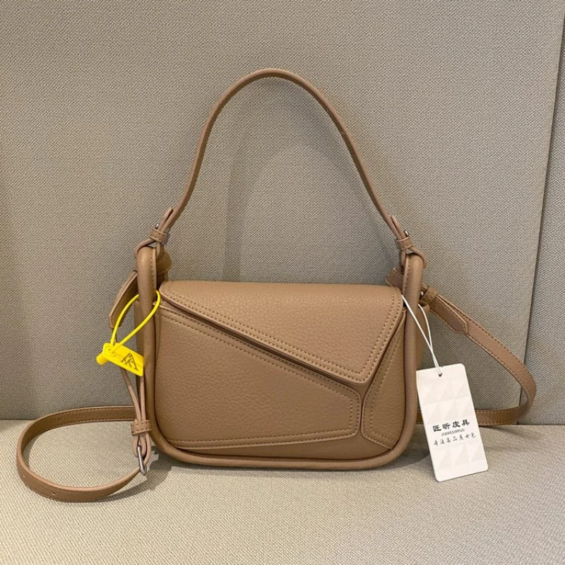 

Classic Designer Ladies Crossbody Bag Women's Leather Shoulder Purse Fashion Small Square Bag With Luxury Chain Strap