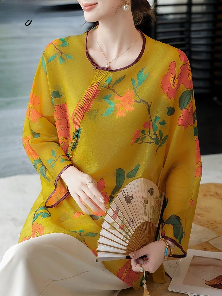 

Lightweight Summer irt for Women Sun Protection Faionable New Sle Mid-aged And ly Women's Loose Fit Embroidered Top