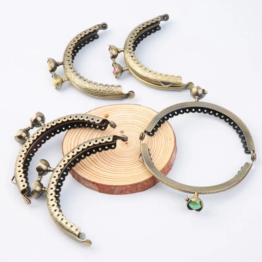 Mini Metal Purse Frame Kiss Clasp Bag Hardware Vintage Bag Kiss Clasp Lock Bag Frame Buckle DIY Craft