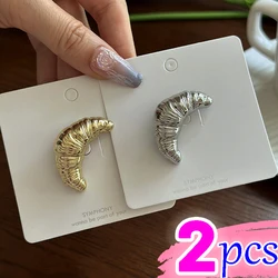 Trend Croissant Brooches for Women Couple Metal Pins Gold Plated Silver Color Korean Fashion Vintage Luxury Jewelry Accessories