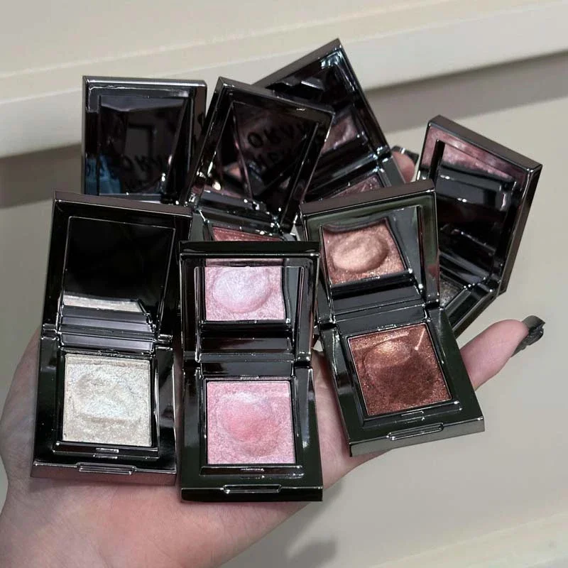 Chameleon Dark Green Eyeshadow Palette Fine Easy-To-Apply Sparkling Pearlescent Mashed Potato Eye Shadow Brightening Makeup