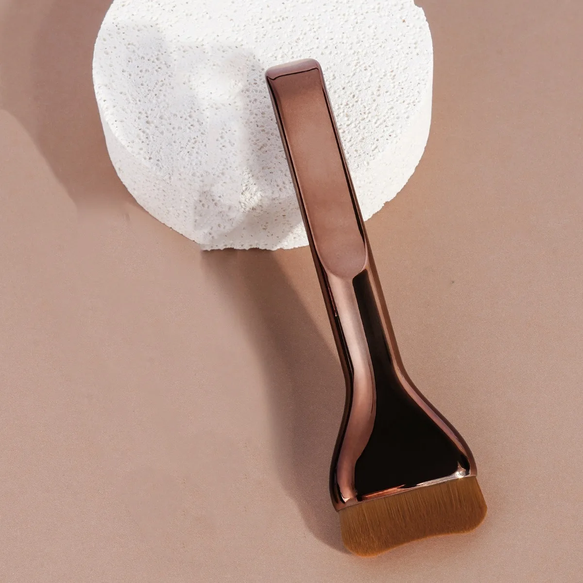 Makeup brush seamless concealer does not eat powder flat head soft hair single ultra-thin widened tongue foundation brush