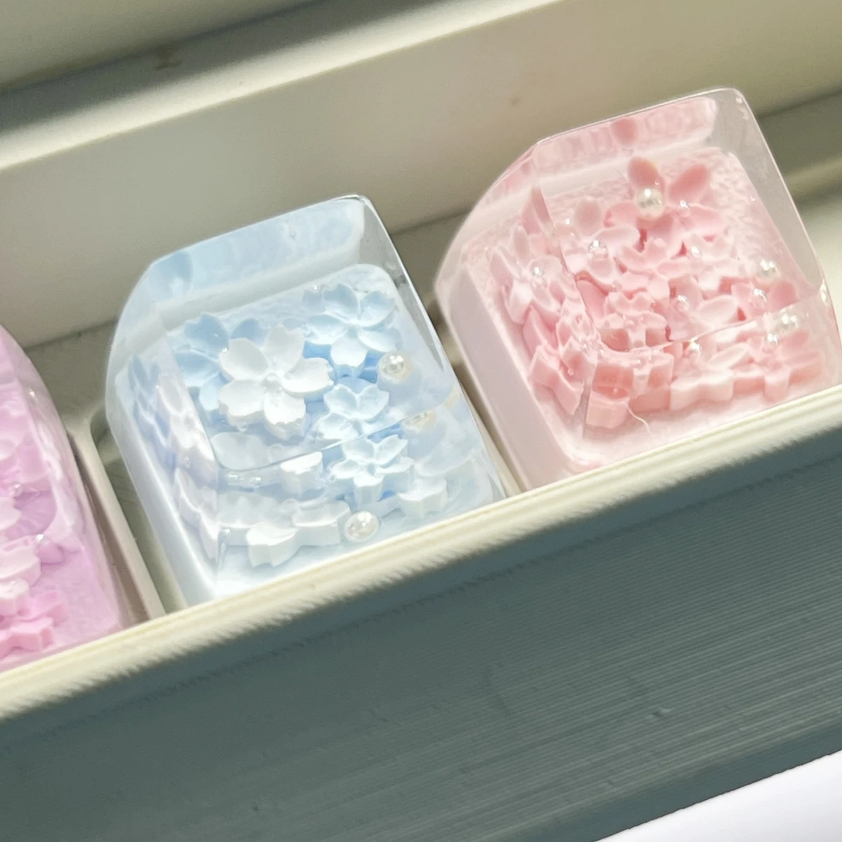 أزهار لطيفة مخصصة كيكابس الراتنج بالتنقيط الغراء الكرز شفافة عبر رمح لعبة ESC لوحة المفاتيح الميكانيكية Keycap