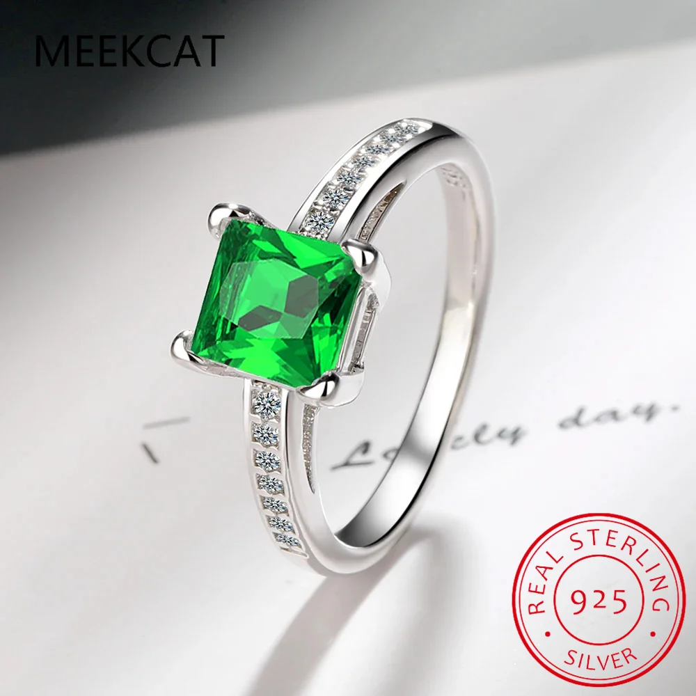 Cushion Cut Simulated Green Emerald 925 Sterling Silver Classic Ring for Woman Yellow Gold Plated Engagement Ring