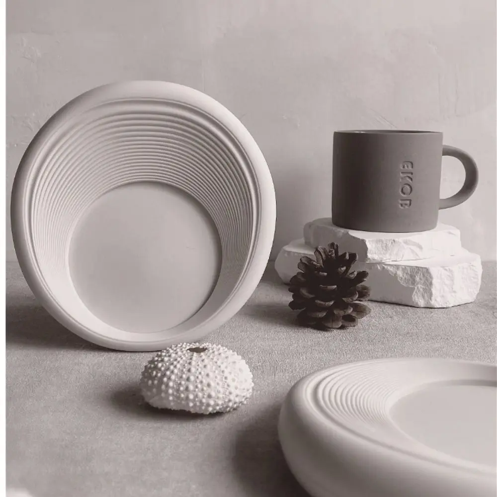 

Simple Water Proof Coffee Coaster Food grade Silicone Insulated Placemat Multifunctional Round Jewelry Storage Tray Office