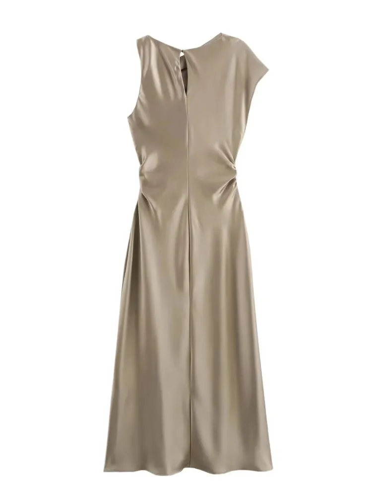 فستان أنيق من الساتان للنساء موضة مطوي مثير بدون أكمام فساتين طويلة 2025 صيف جديد عتيق سادة نحيف للحفلات المسائية