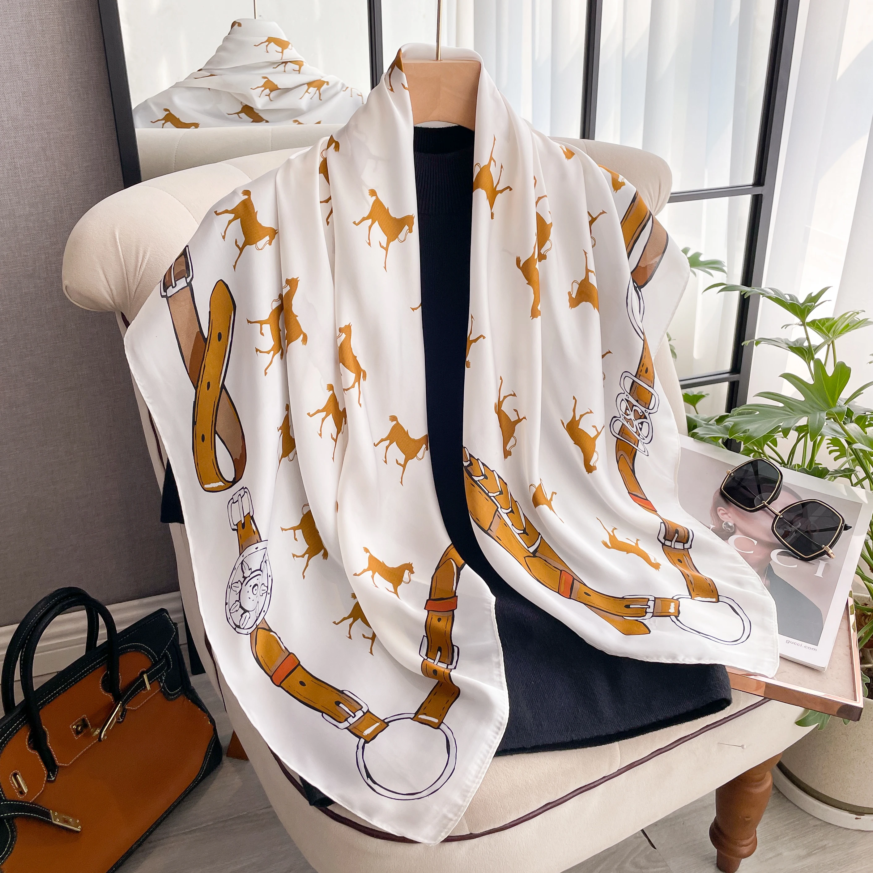 2024 New Summertime Scarf Women's Luxury Design Horse Scarf Silk Smooth Scarf Soft Muslim Headband Shawl Beach Bandana 90x90cm