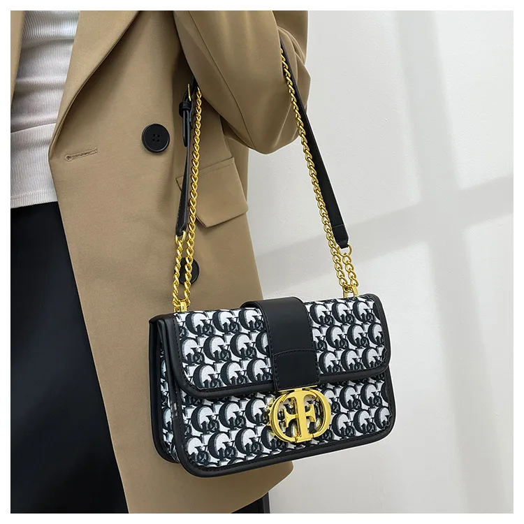 

Luxury Embroidered Shoulder Bag 2025 - Elegant Monogram Purse for Women, Handmade Vintage Clutch with Adjustable Strap