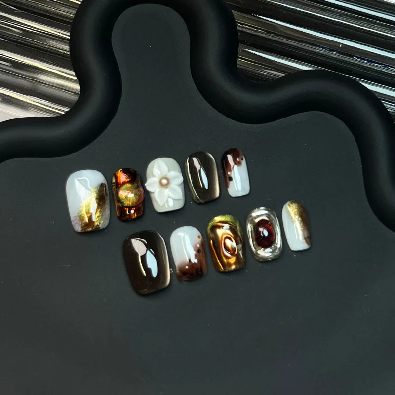 10 STKS Handgemaakte Korte Doodskist Druk op Nagels Glitter Poeder Diepbruin Gradiënt Franse Nep Nagel voor Spice Girls Wearable Gel nagel