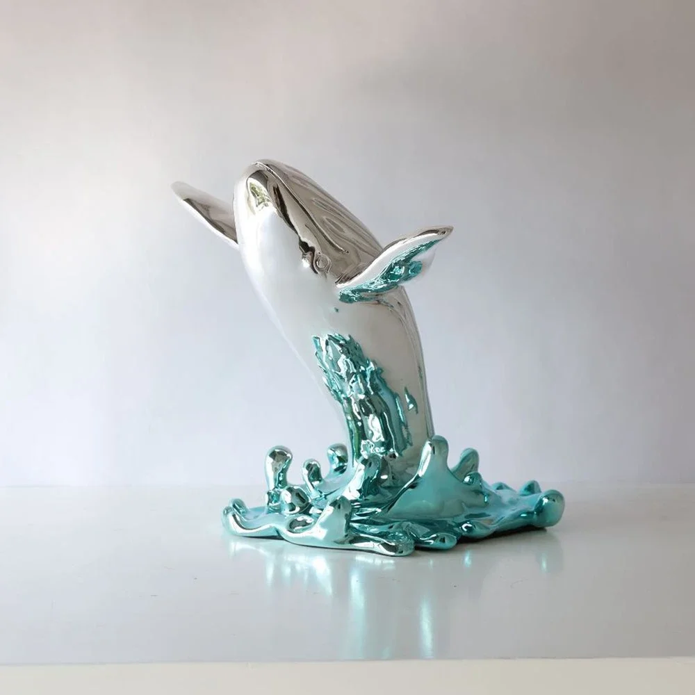 Creative Modern Resin Jumping Whale Ornament Living Room Dining Room Coffee Table TV Cabinet-Soft Home Decor Villa Hotel