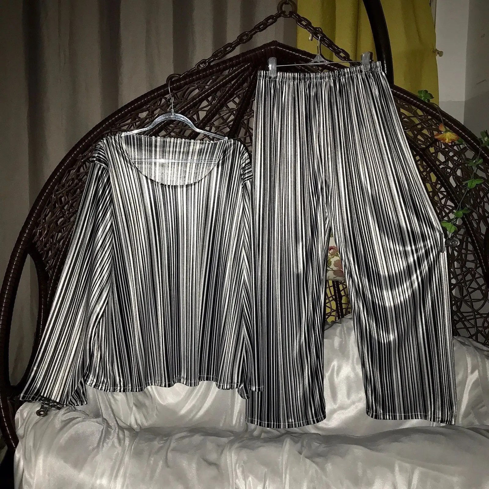 Glossy Ice Silk Satin 2 Pieces Set Long Sleeve Top Sleeping Pants Bottoms