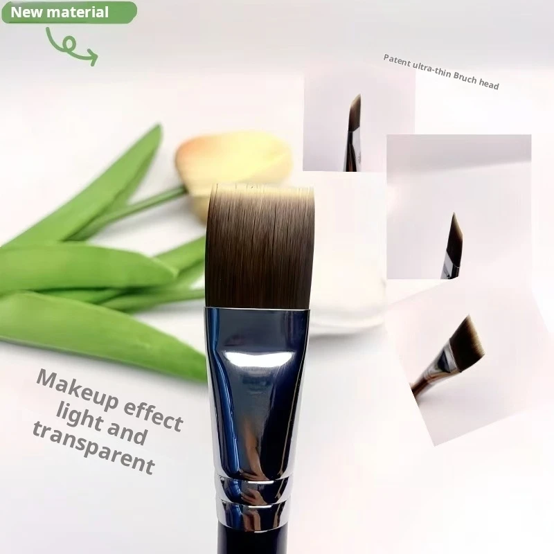 فرشاة مكياج بريميوم 163 مسطحة بمقبض مريح لسهولة المزج بالكريمة أو البودرة