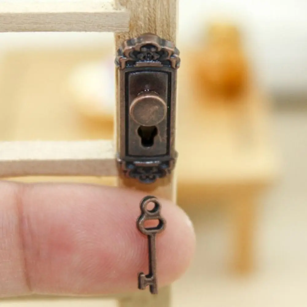 1:12 DIY Pretend Play Toy Gold Bronze Doll House Accessories with Keyhole Knobs Keys Set Miniature Door Handles Kids Gift