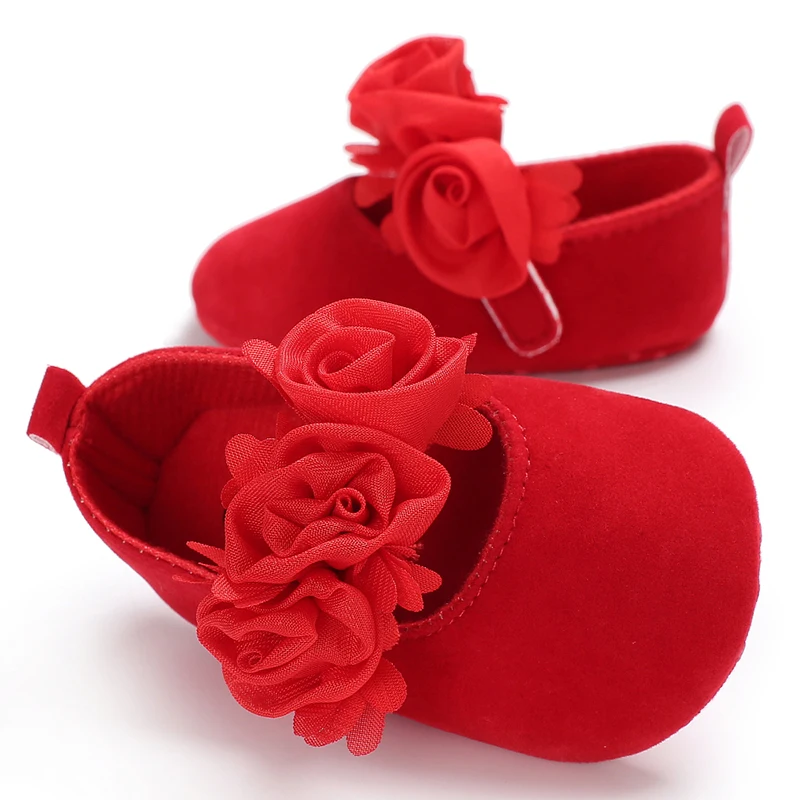 Baby Shoes Cute Baby Sweet Princess Style 0-1 Year Old Non slip Fabric Sole Newborn Red Holiday Walking Shoes 2023 New Ins Super