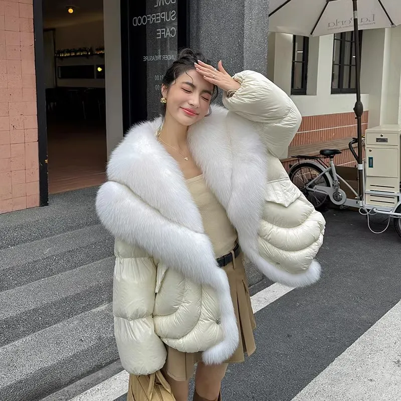 2025 New Winter High-end Fox Big Fur collar Short White goose down Jacket Women's Fashion Fur Coats Female Warm Parka