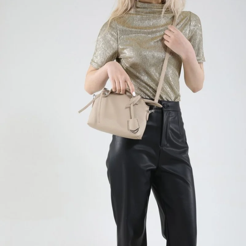 

Fashionable Luxury Brand Leather Women's Shoulder Bag Famous Designer Elegant Classic Daily Vintage Commuter Bag​