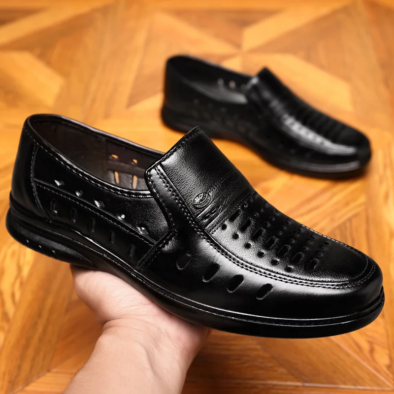 

Men's Leather Shoes Sandals Summer Hollow High Quality Sandals Outdoor Casual Beach Shoes Comfortable Soft-soled Men's Slippers