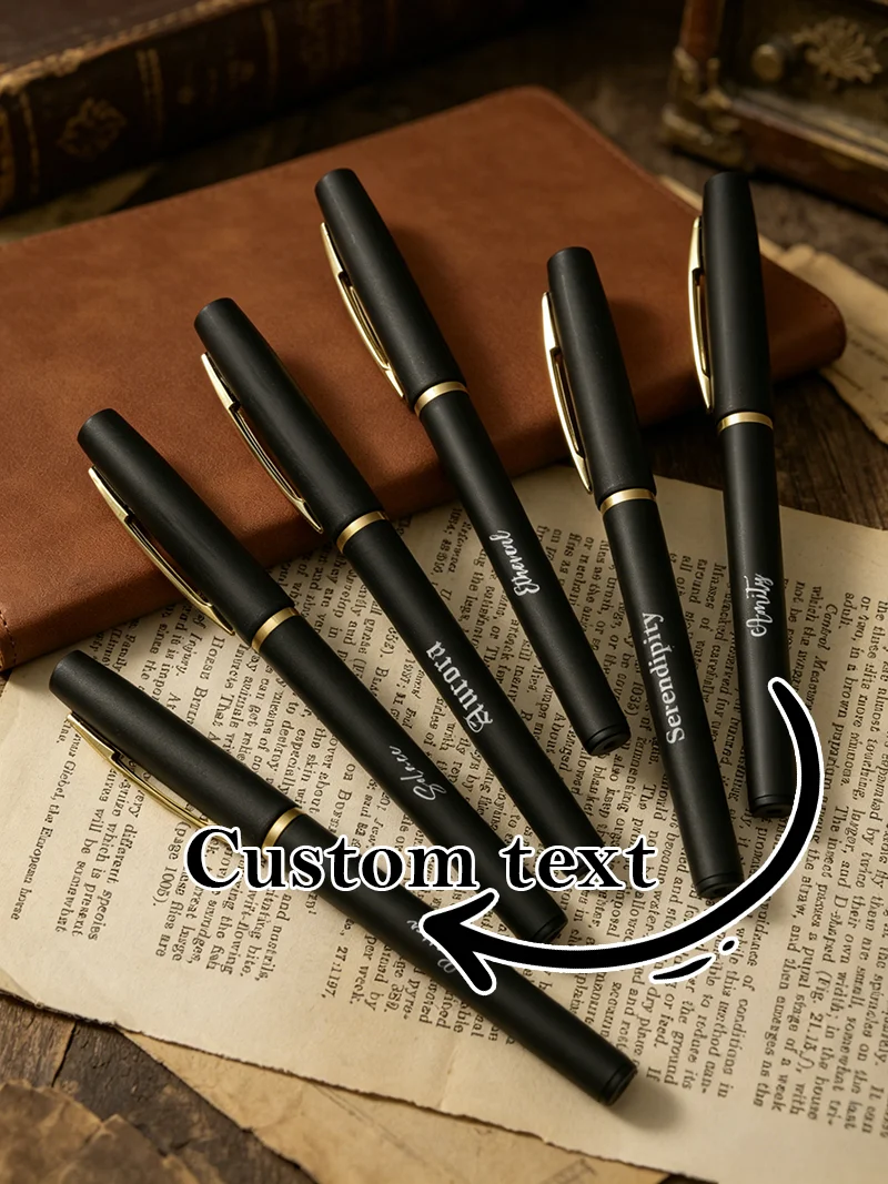 caneta-esferografica-personalizada-em-preto-fosco-com-impressao-uv-nome-em-cores-completas-material-estetico-para-presentes-de-formatura-escolar