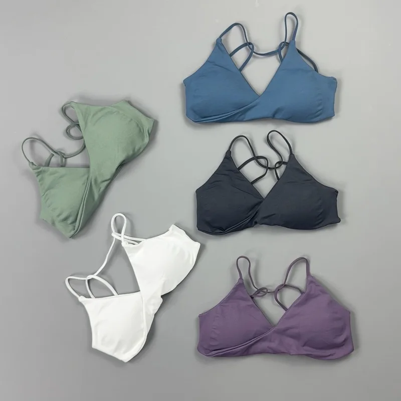 V Neck Sports Bra Women Thin Criss Cross Back Straps Padded Seamless Soft Shockproof Yoga Pilates Fitness Workout Athletic Bras