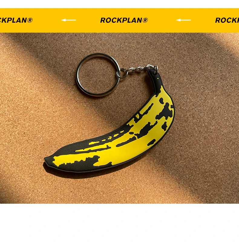 

20PCS Keychain PVC Plastic Double Sided keyrings Keychains Andy warhol Banana Pendants Cute Key chains for men wholesale