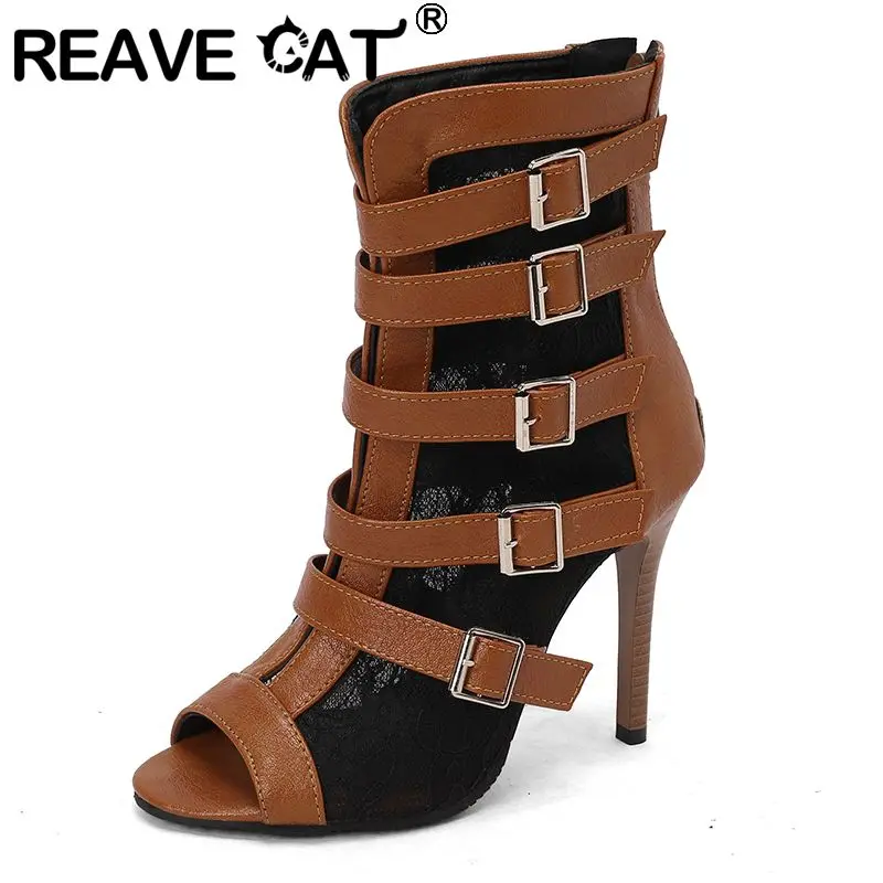 

REAVE CAT Модные женские ботильоны с открытым носком на шпильке 11 см, застежка-молния, пряжки ремня, металлическое украшение, смешанные цвета, большой размер 48 49 50