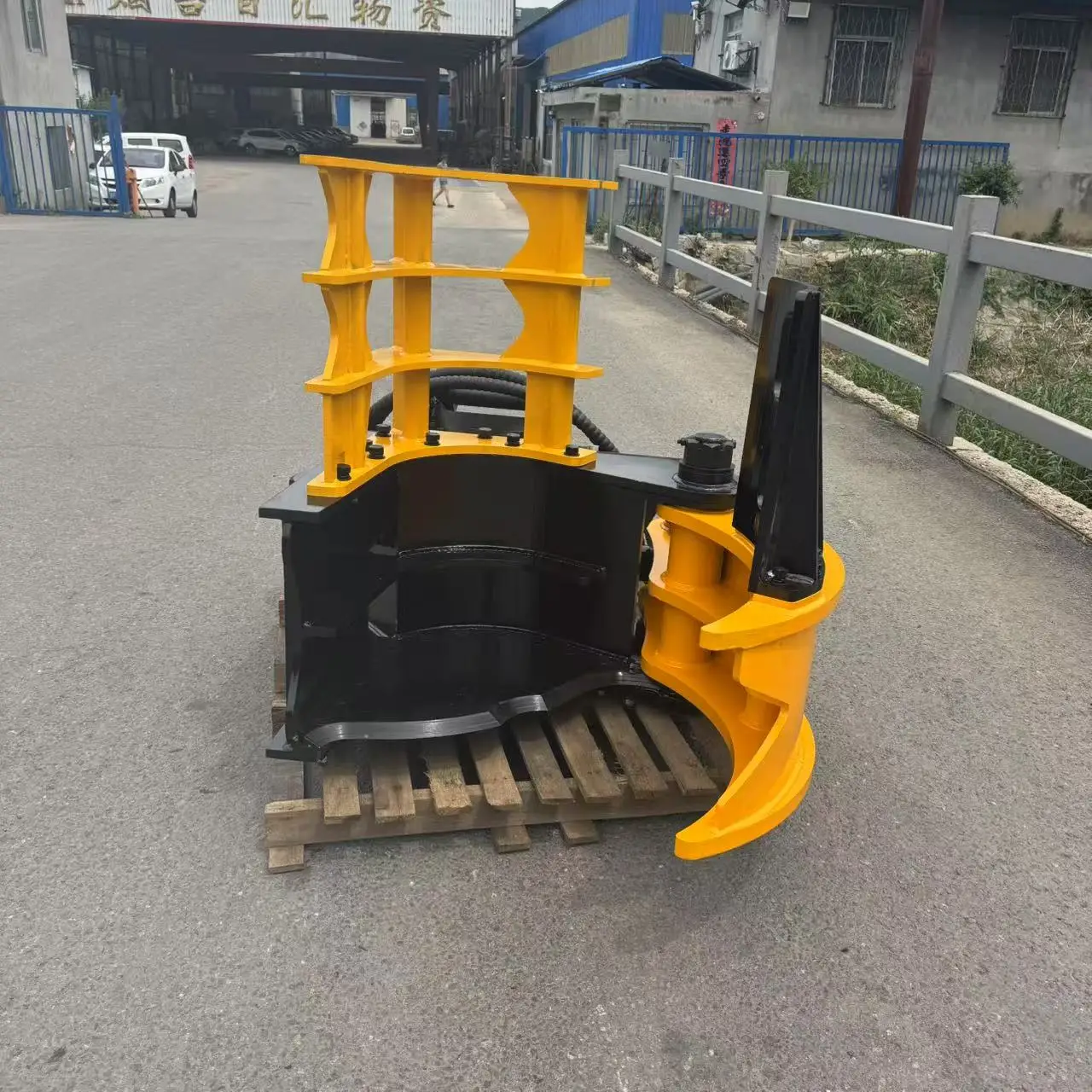 Hydraulic Tree Shears For Excavators Excavator Accessories Hydraulic Tree Shears
