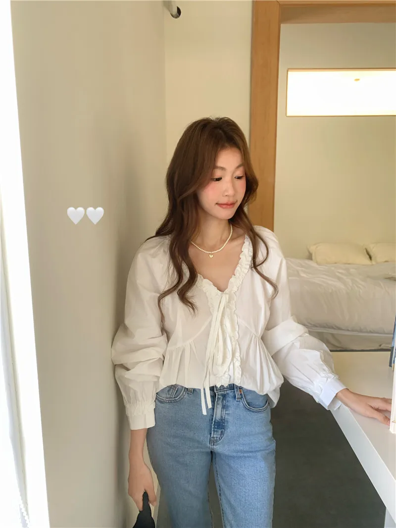 Элегантная белая блузка с рюшами и воротником в корейском стиле, весенний стильный женский топ, облегающий дизайн
