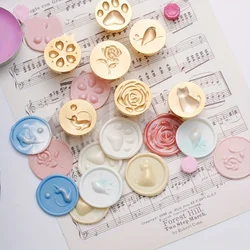 1 Lacquer Seal Round Relief Panda Claw Lucky Flower Copper Seal Head Suitable for Sealing Envelopes, Invitations