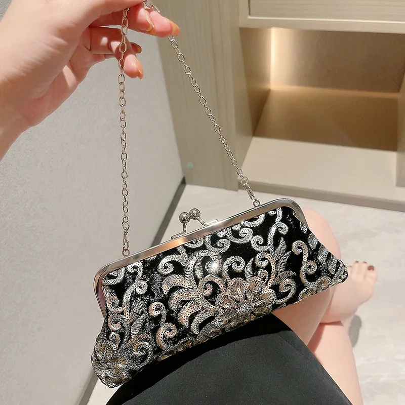 

Velvet Cheongsam Embroidered Clutch Bag, Vintage Bridal Evening Purse, Elegant Chain Handbag for Prom Cocktail Party Dinner