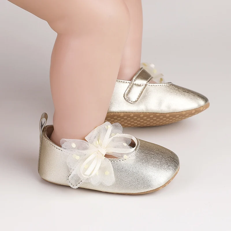 0-18M neonate scarpe da principessa per neonate superficie lucida stampa a pois Mesh Bowknot Flats pantofole da sposa antiscivolo adorabili scarpe da bambino