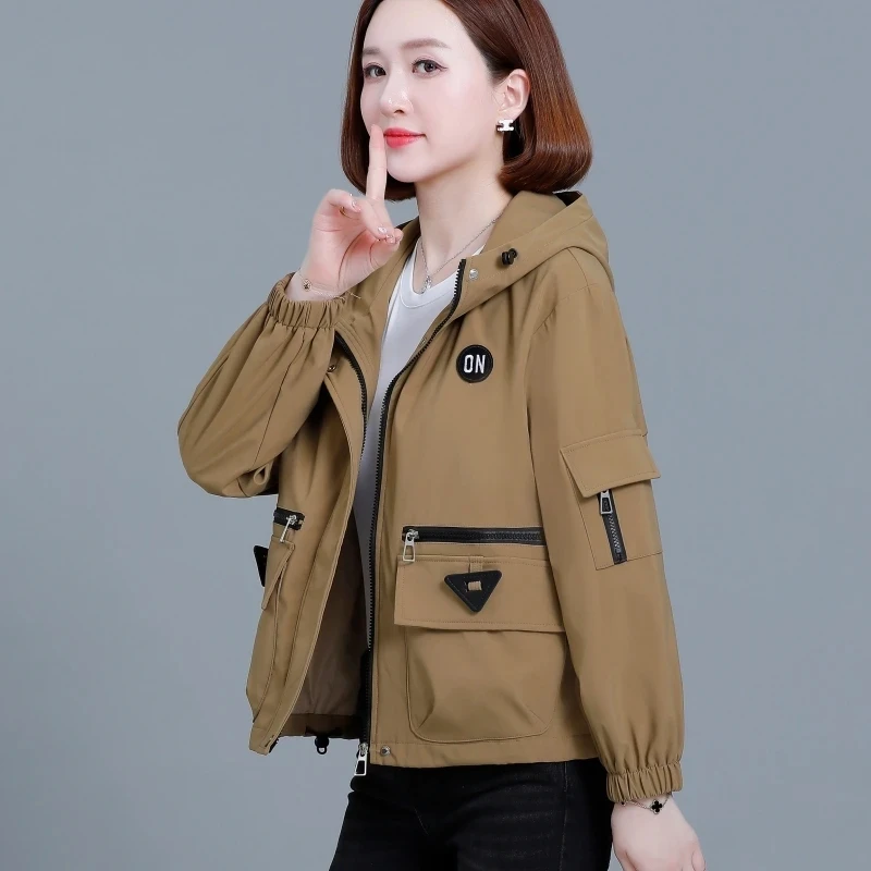 

New Hooded Workwear Jacket Spring Autumn New Patchwork Style Short Trench Coats Zipper Pockets Lined Casual Windbreaker Tops