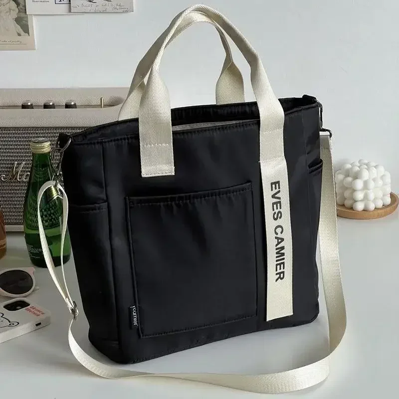 Nieuwe Casual Tote Schoudertas met grote capaciteit Nylon Waterdichte canvas handtas Eenvoudige mode Messenger Bags voor schoolmeisje