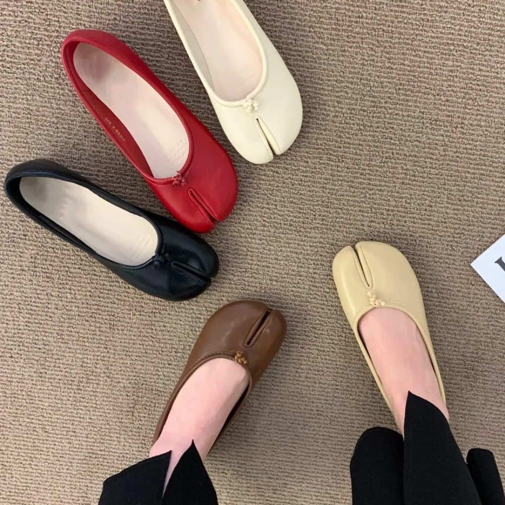 

​​​​2025 Women's Leather Toe Separator Loafers Flat Comfortable Slip-On Breathable Casual Shoes​ Soft Sole Ballet Shoes