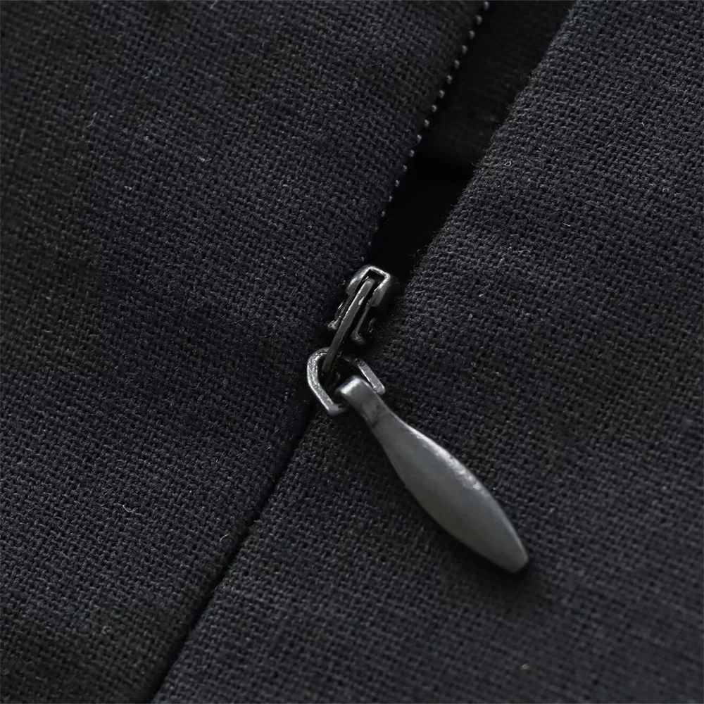 Sommer neuer Damen-Stil, schmale Passform, breiter Schultergurt, schwarze Leinenmischung, Temperamentkleid, schlankmachender kurzer Rock