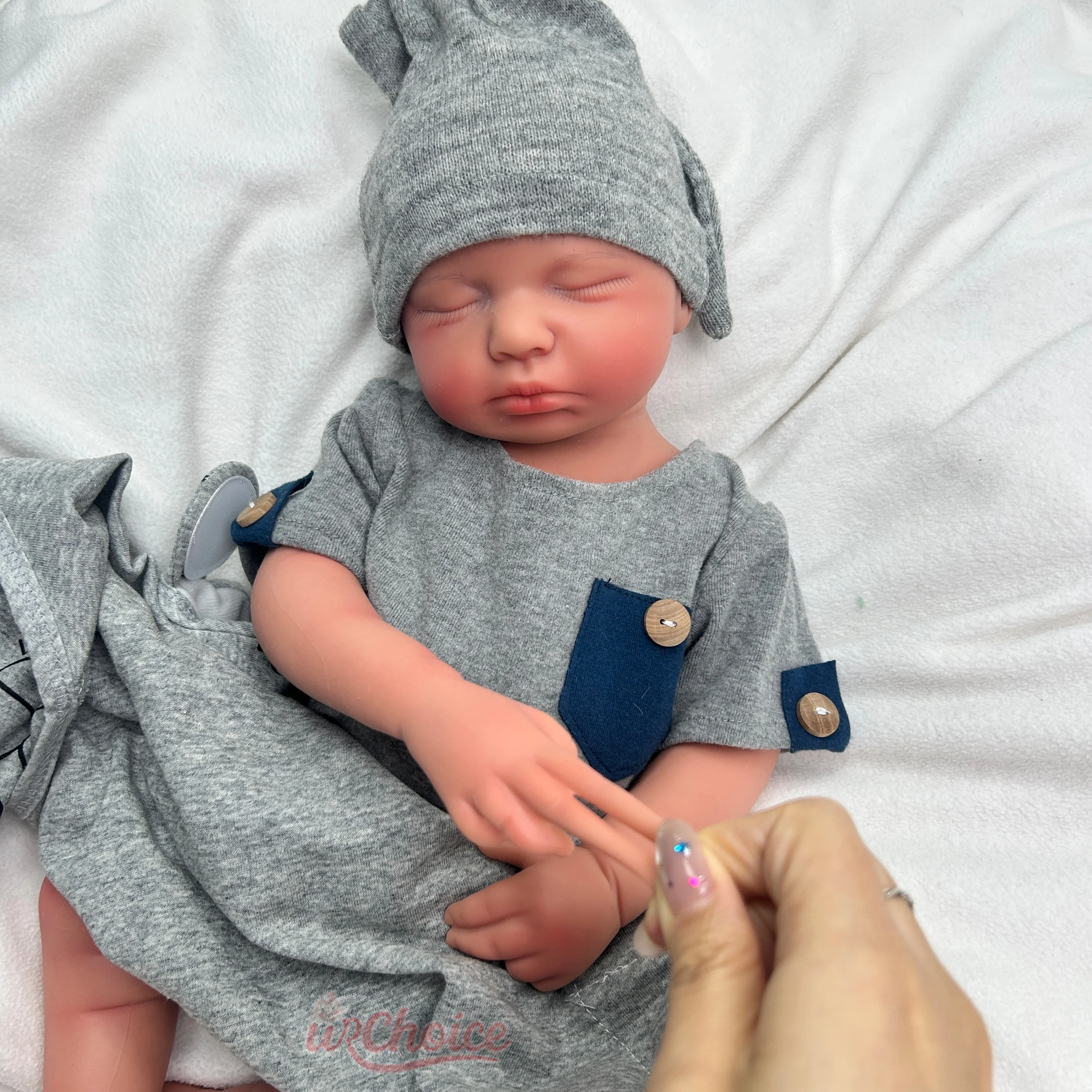 Healing Silicone Reborn Doll 20Inch Cuddly Washable Anatomically Correct Doll Random Clothing Loneliness Support Collection Toy