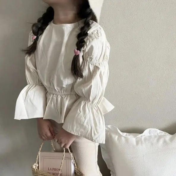 

Blouses Spring Autumn Girls Cotton Hemp Bishop Sleeve Causal Children Clothing Versatile Tops Shirt Round Collar 2024