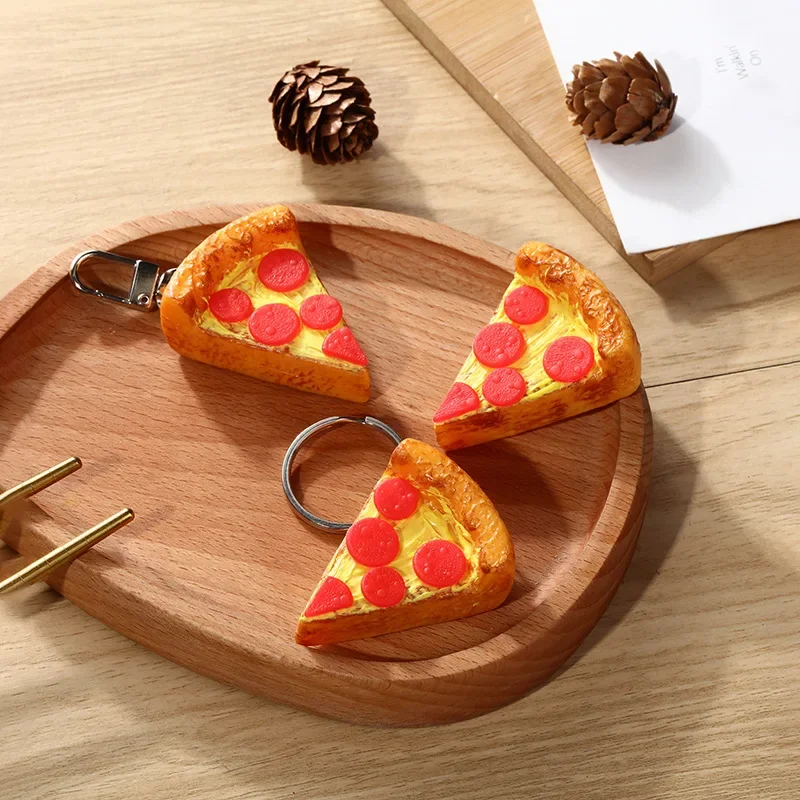 Simulation Food Creative Pizza Keychain Car KeyRing Friend Gift Women Man Accessories Jewelry Pendant