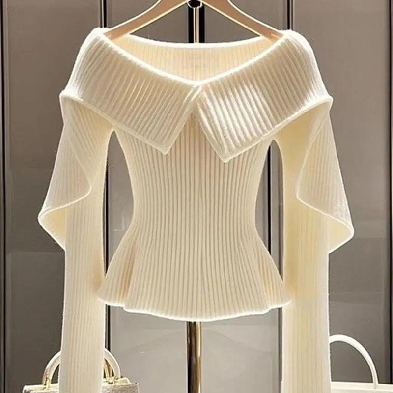 

Knitted Top Design Sense Niche High-end Temperament High-end Inside and Outside Sweater