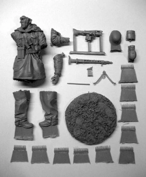 1/16 Die Cast Resin Figure Assembly Kit Model Holdin Kharkov Front Unpainted