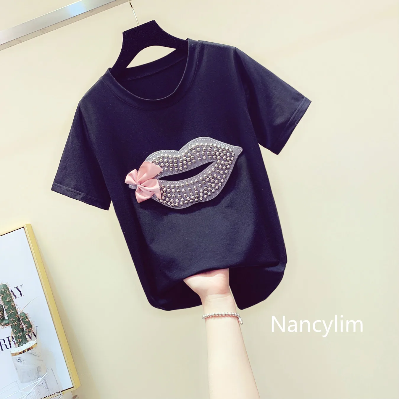 Tshirt Women Beaded Lip Bow-tie Tee Round Collar Loose Girl Lady New Shirt Tops Summer 2023