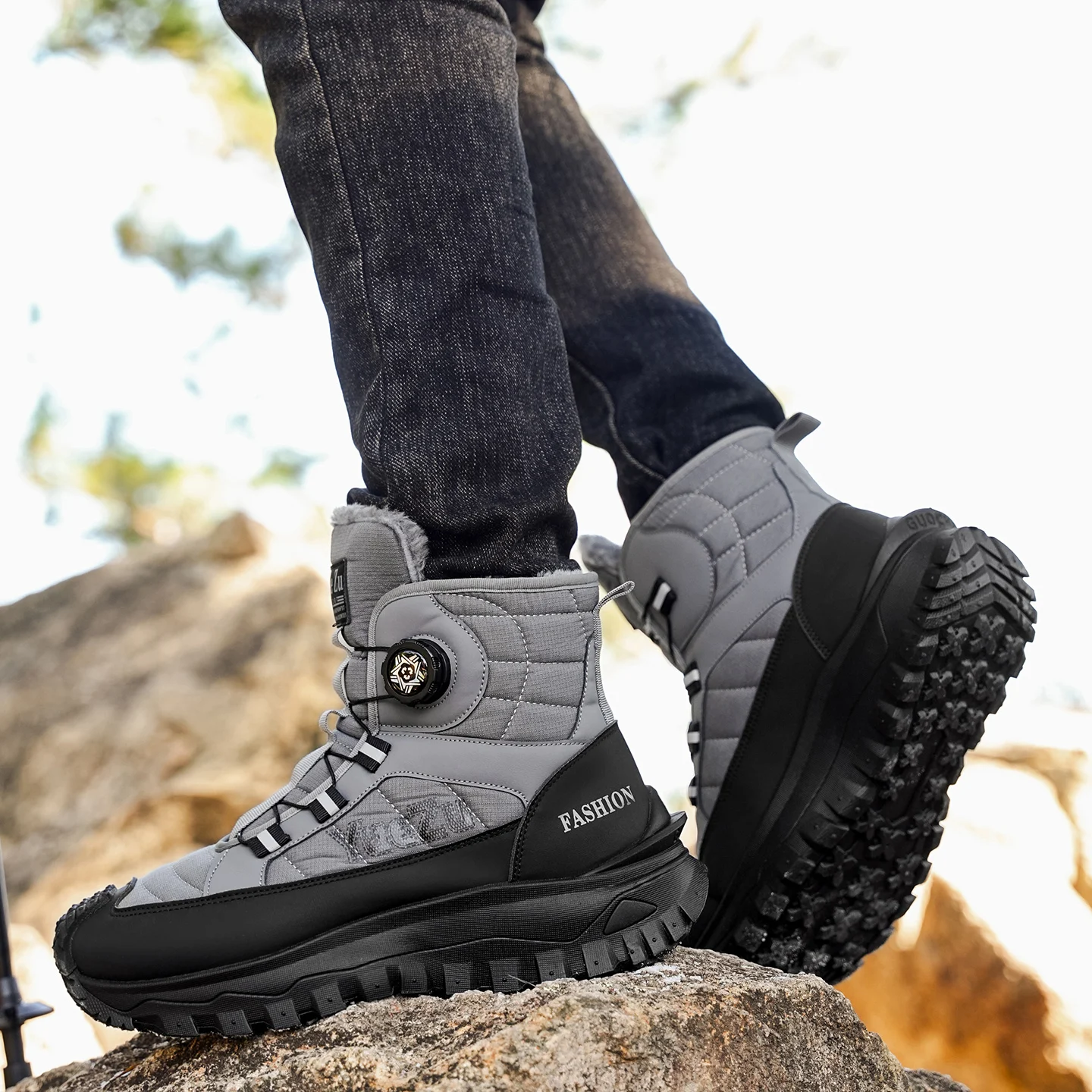 Winter Men Fleece Lined Warm High-top Cotton Shoes Korean Style Casual Snow Boots Non-slip Wear-resistant Outdoor Hiking Shoes