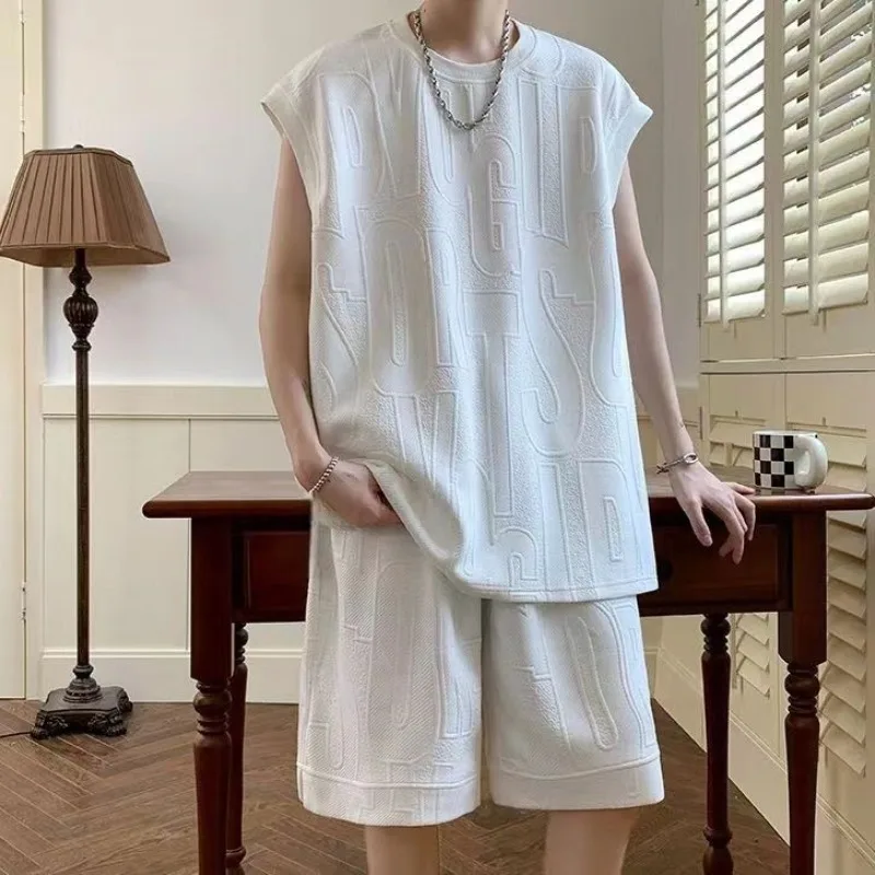 

Stylish Men's Summer Thin Sleeveless Vest Shorts Set High Street Loose Casual Sports Two Piece Set