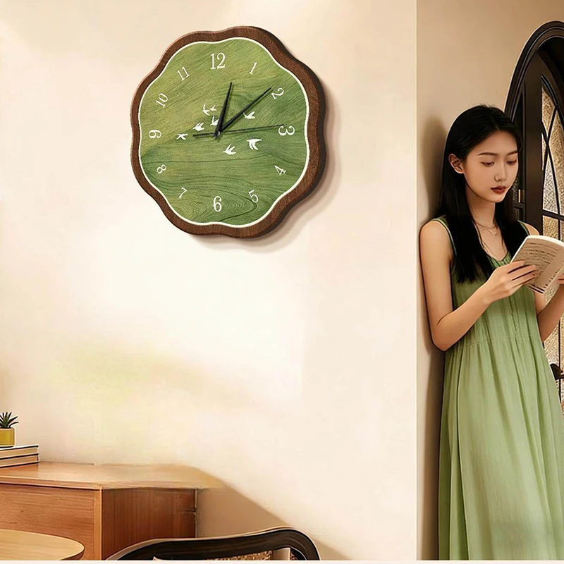 Vintage Luxury Clock Wall Interior Art Mural Fashion Creative Xenomorph Wall Watch Aesthetic Wooden Wanduhr Home Decoration