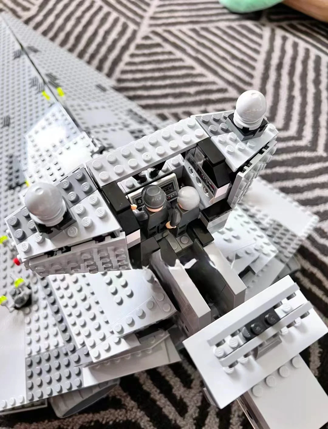 

С оригинальной коробкой 1359 шт. Imperial StarModel разрушитель строительные блоки кирпичи 05062 развивающие игрушки на Рождество и день рождения подарки