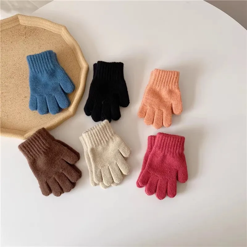 Kids Gloves Winter Boys Or Girls Gloves Children\'s Warm Knit Magic Gloves Bulk for Winter Supplies