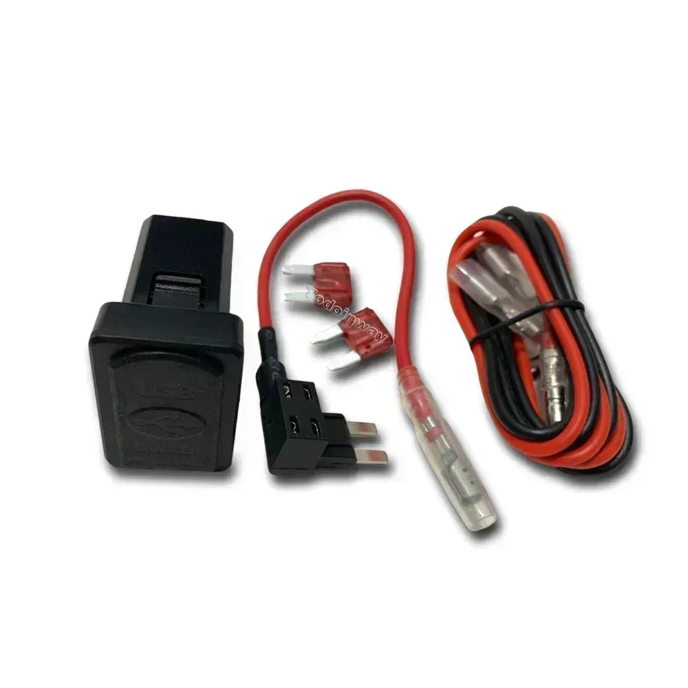 Fast Chargeing  Socket Car usb charger Dual Ports Voltage Display for lexus ES 2013 2017 CT 2020 RC 2018 upgrade  Accessories