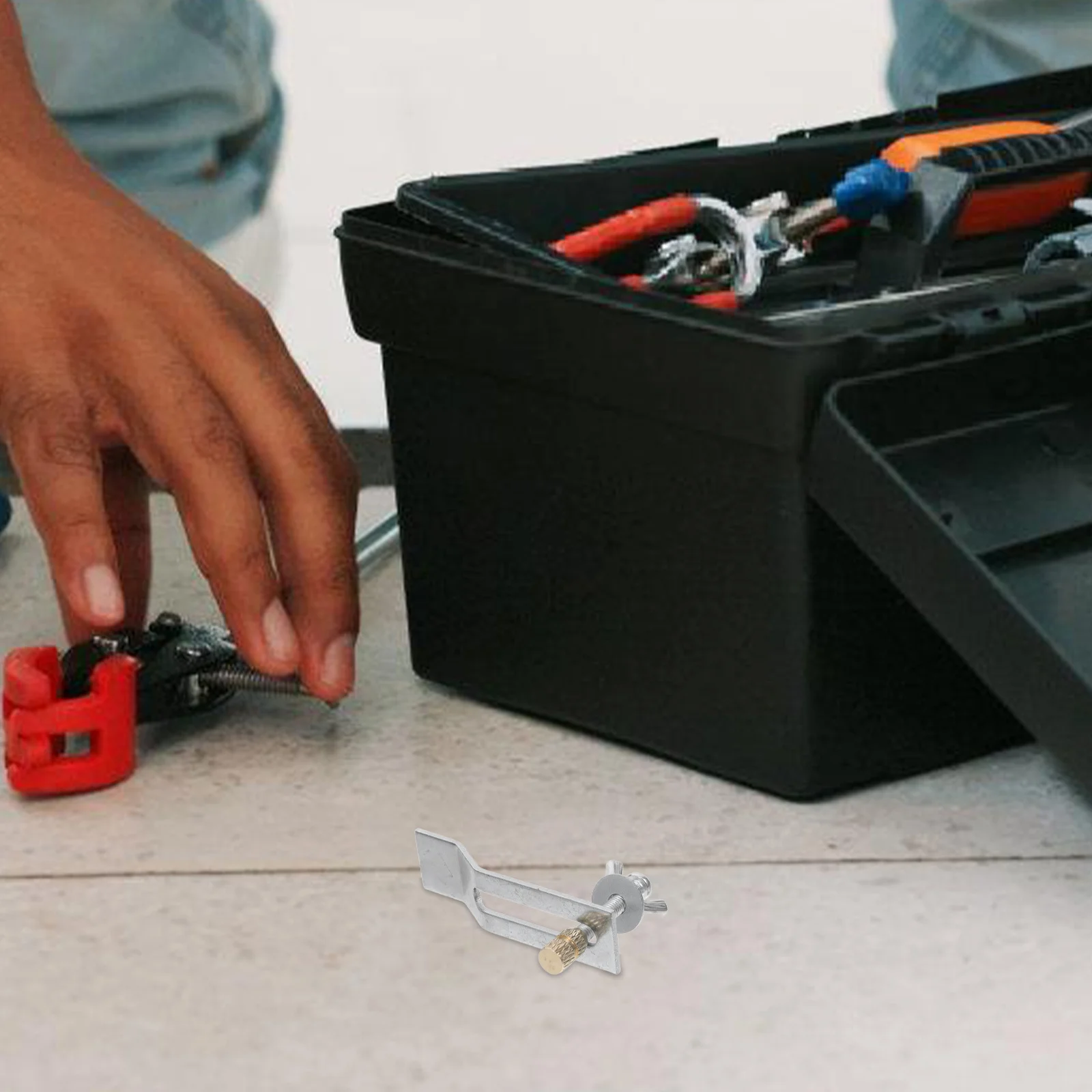 

1Set Sink Mounting Clips Copper Iron Undermount Bracket Kitchen Washbasin Installation Kit Durable Easy DIY Plumbing Supplies