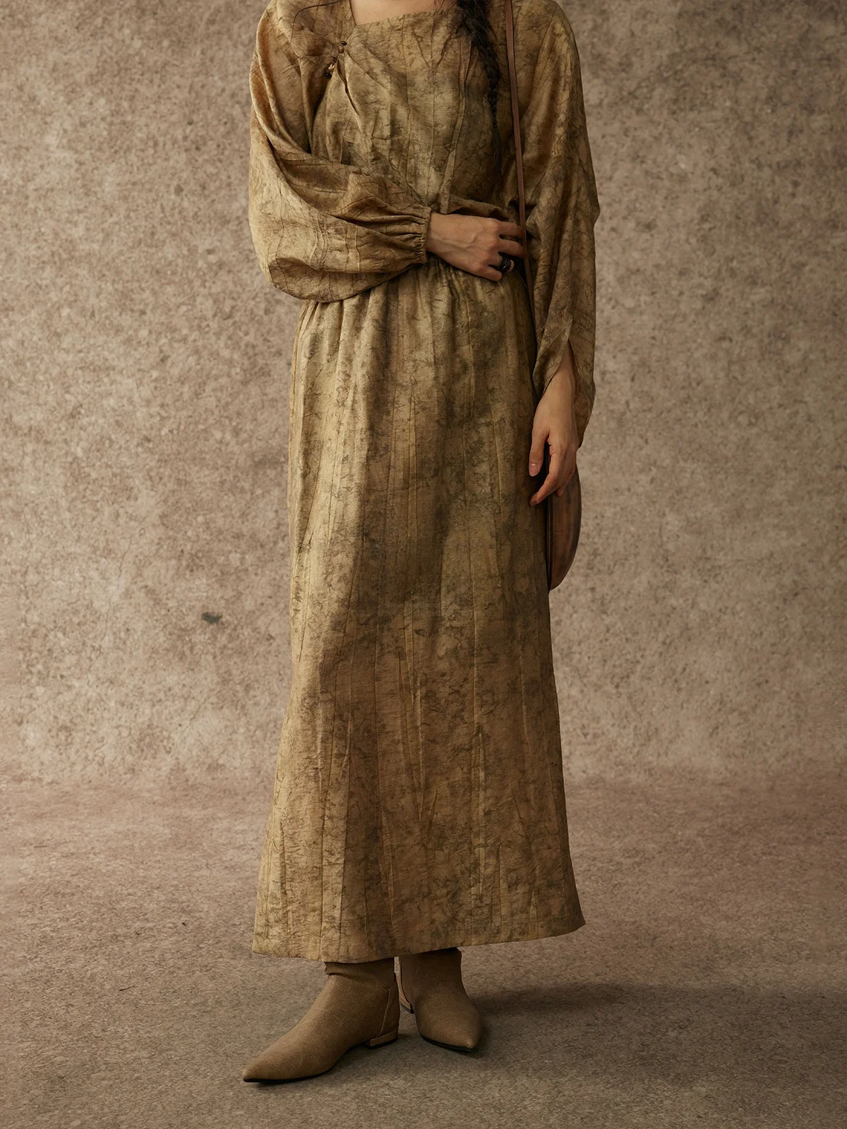 

Юбка А-силуэта alpa Lew Rainside Calliaphy с уникальной ручной окраской, эксклюзивная, женская, со средней талией, на резинке